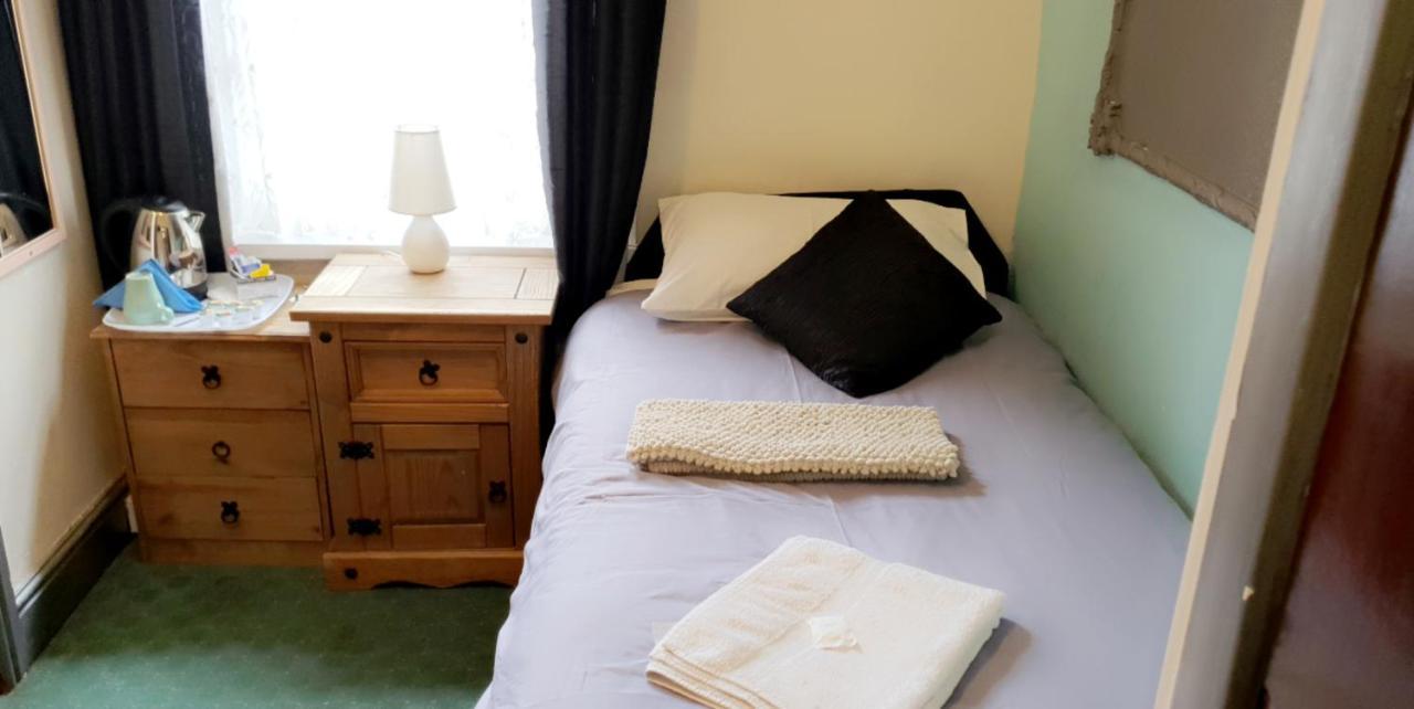 Bloomfield Lodge Hotel Blackpool Bagian luar foto