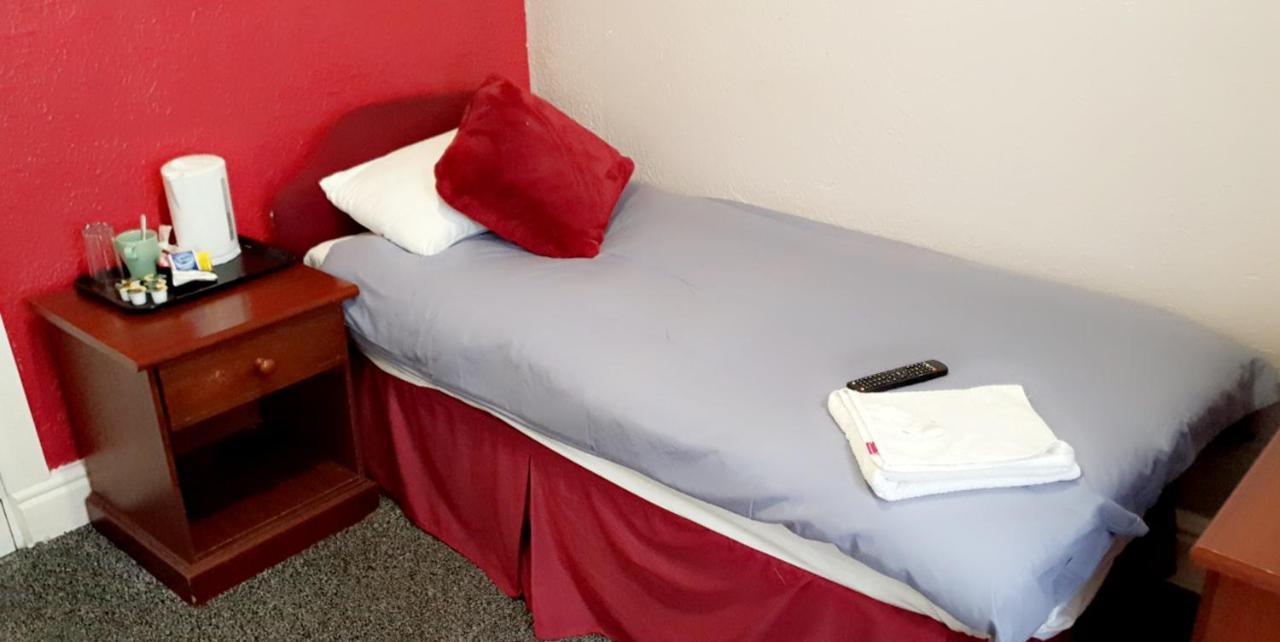 Bloomfield Lodge Hotel Blackpool Bagian luar foto