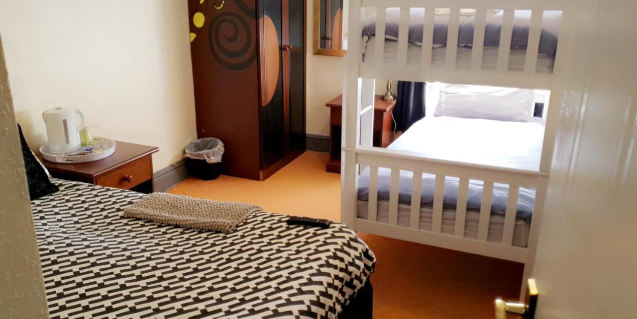 Bloomfield Lodge Hotel Blackpool Bagian luar foto